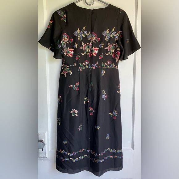 Ann Taylor Ladies Dress Petite Size OP black Floral Print - Picture 2 of 6